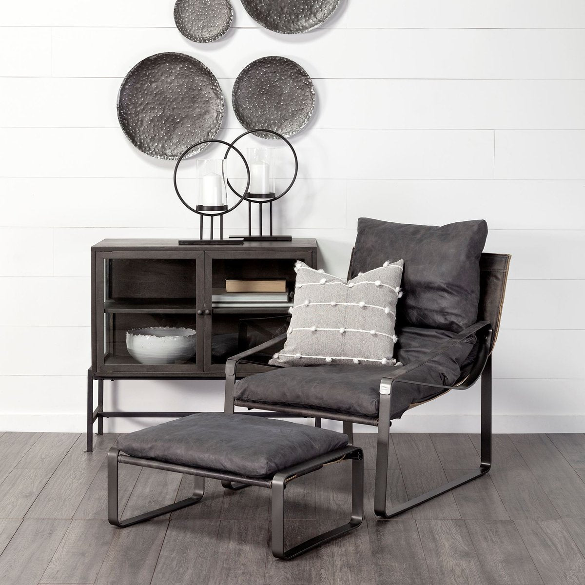 Leather Unibody Seat Accent Chair