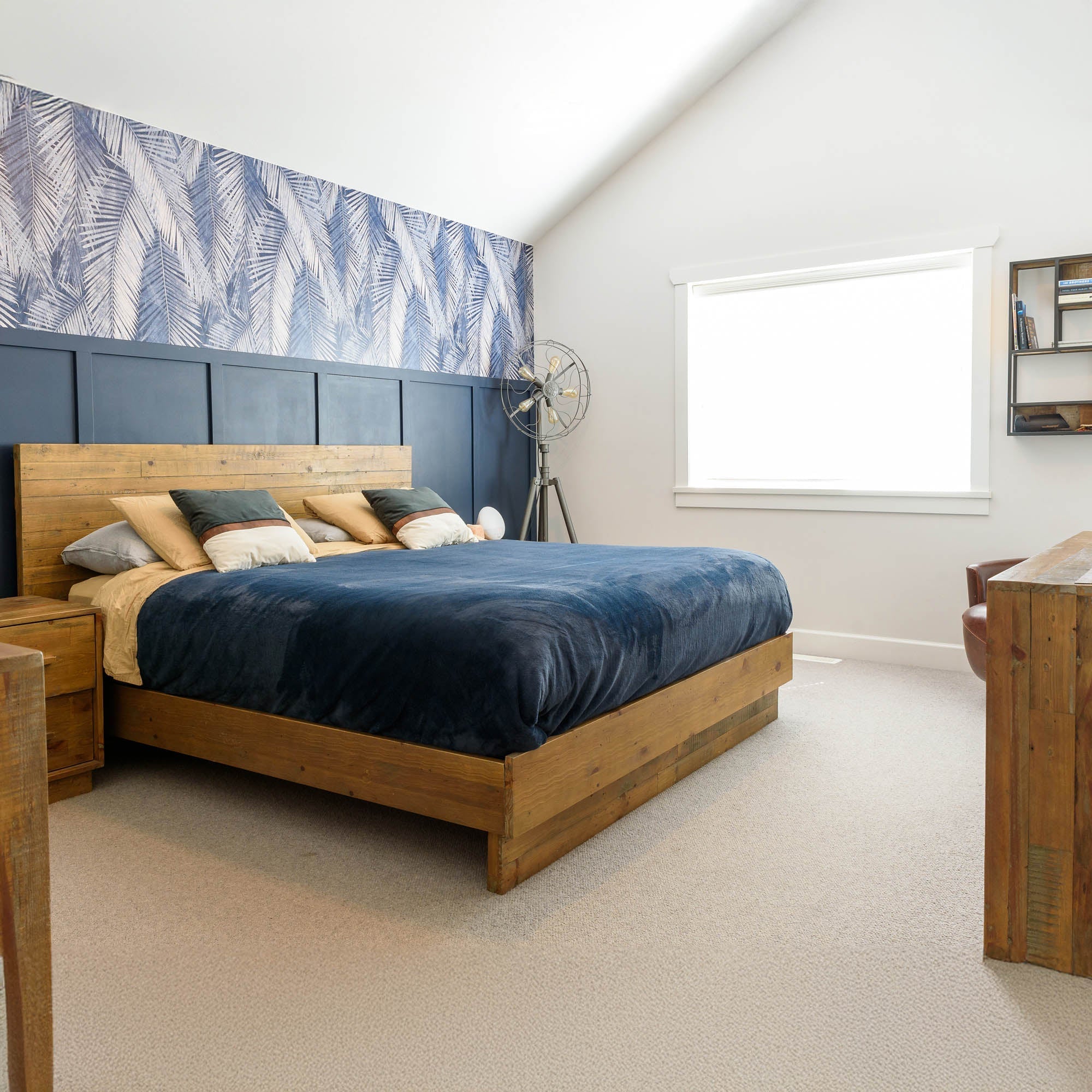 Wooden Brown Modern Bed