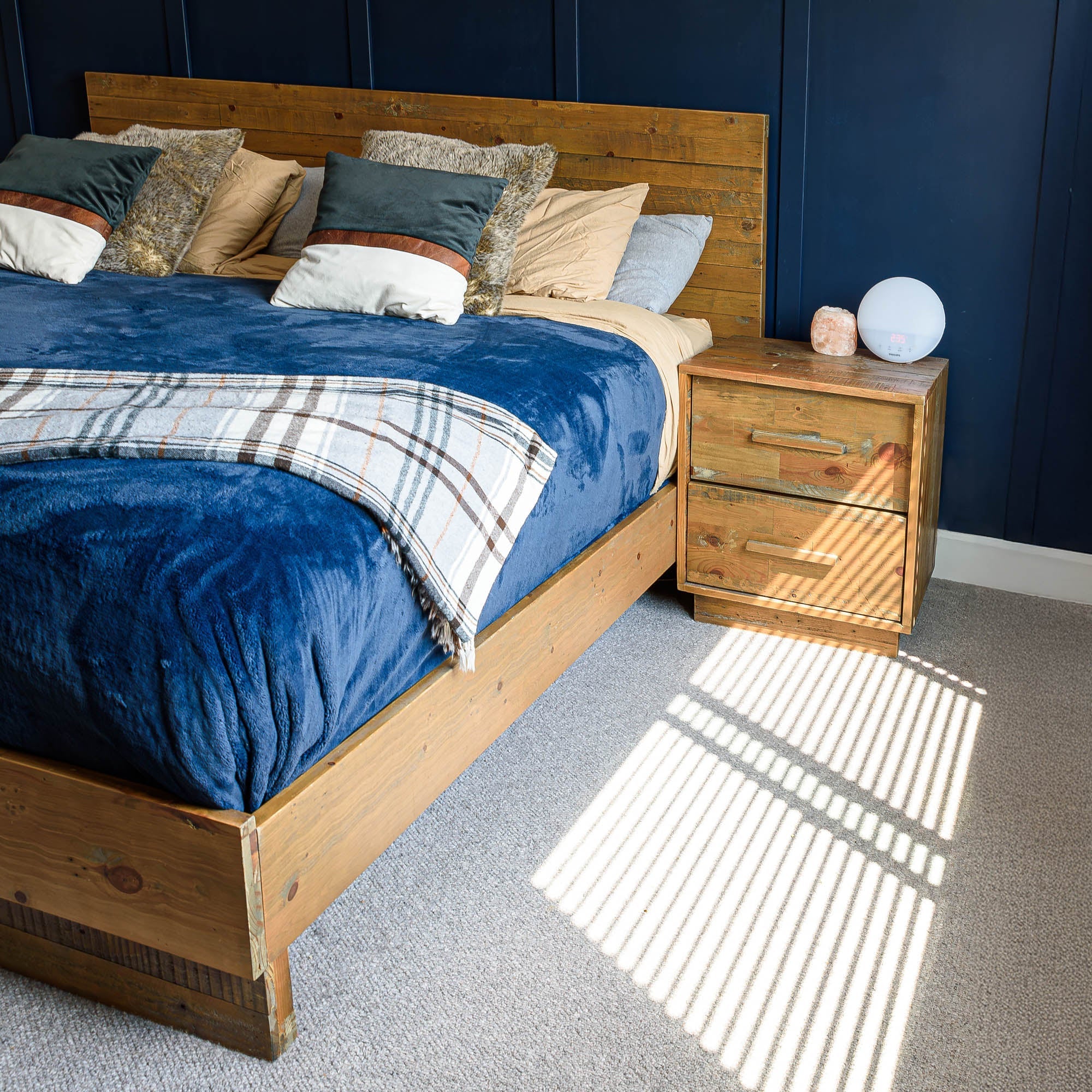 Wooden Brown Modern Bed